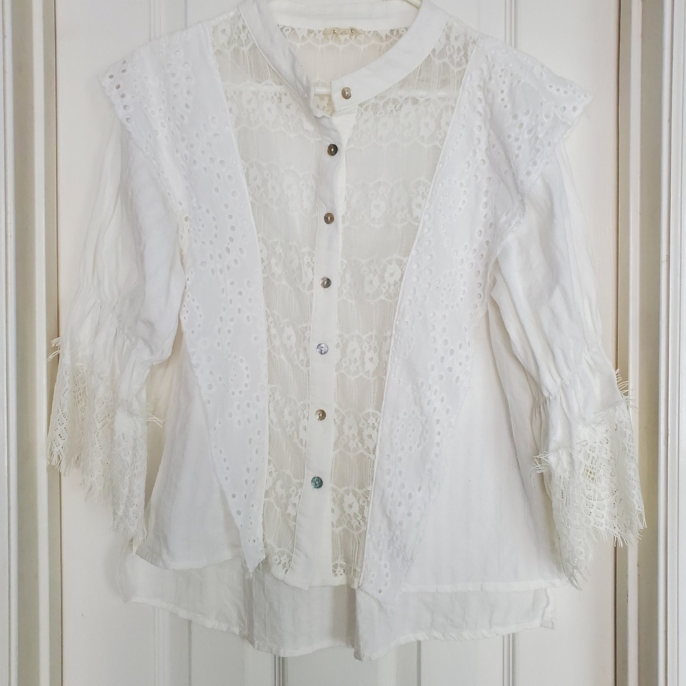 Pol White Eyelet Lace Button Down Collared Shirt … - image 5